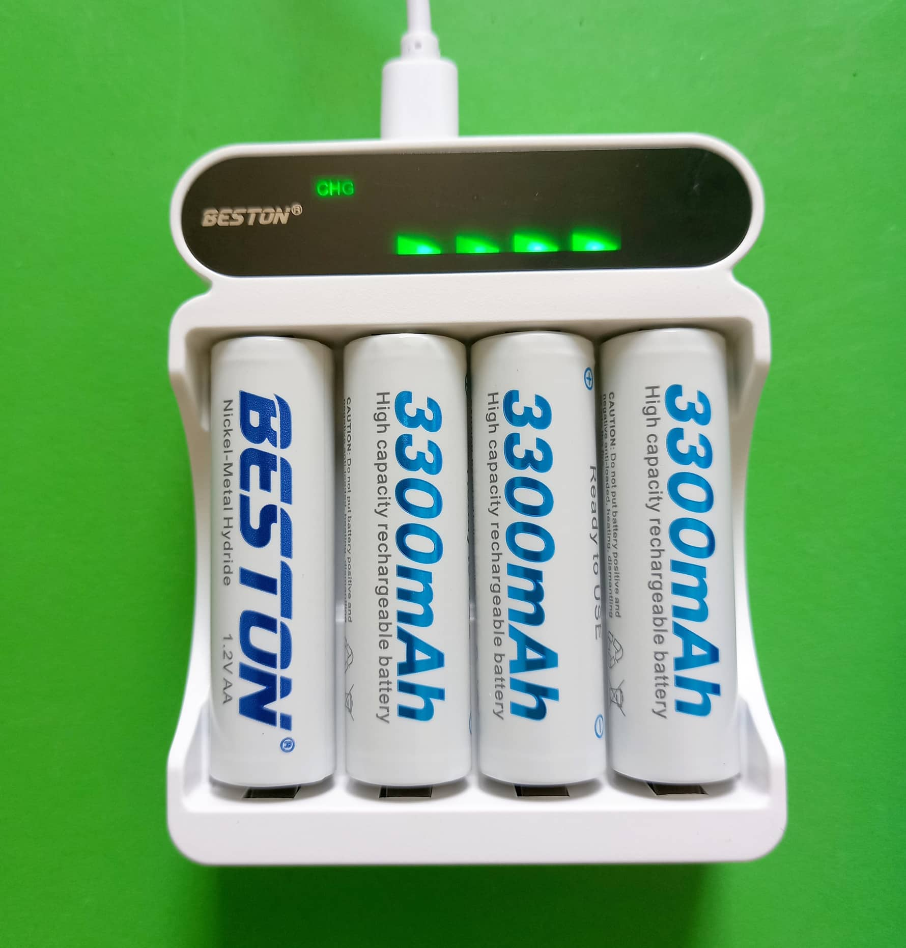 Bộ 4 pin sạc AA 3300 mAh Dung lượng cao kèm Sạc pin Beston C9023L, có tính năng sạc nhanh, tự ngắt khi đầy, màn hình LCD thông minh, dùng cho micro karaoke, máy ảnh, đồ chơi trẻ em, đồng hồ treo tường - Hàng nhập khẩu