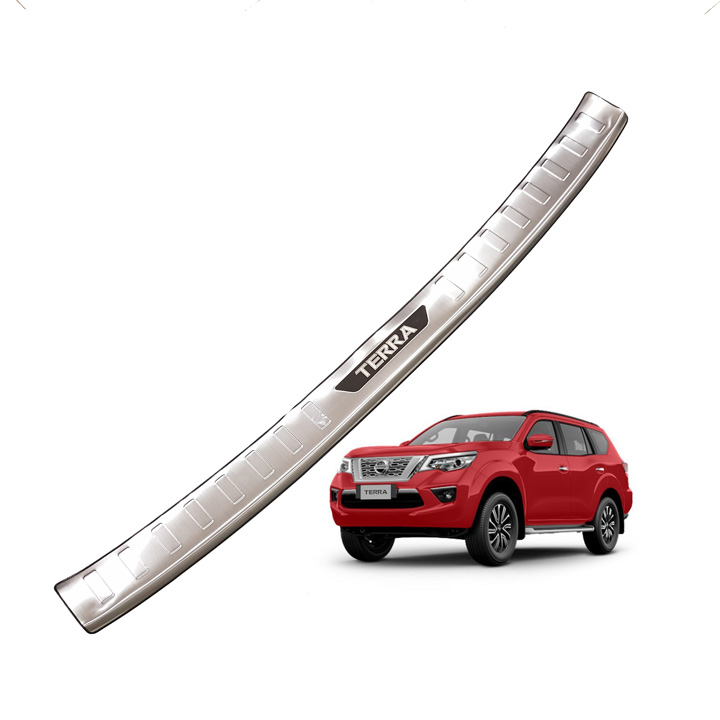 Ốp chống trầy cốp INOX dành cho xe Nissan Terra – Bên ngoài