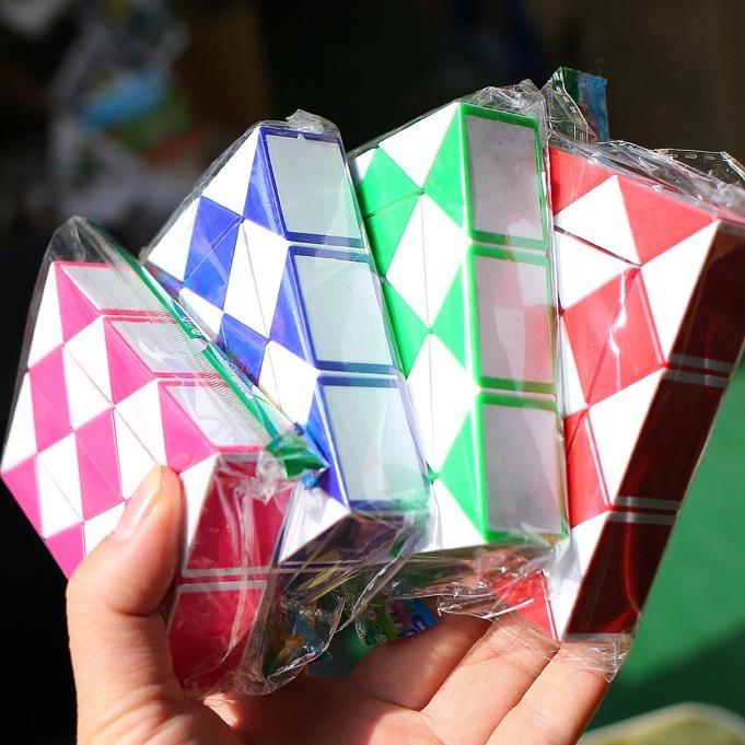 Đồ chơi rubik hình chữ nhật duỗi dài 27cm rubik giun biến thể (được chọn màu