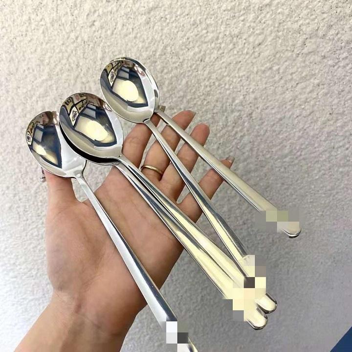 SET 5 THÌA INOX CÓ HỘP ĐỰNG ĐI KÈM SANG TRỌNG