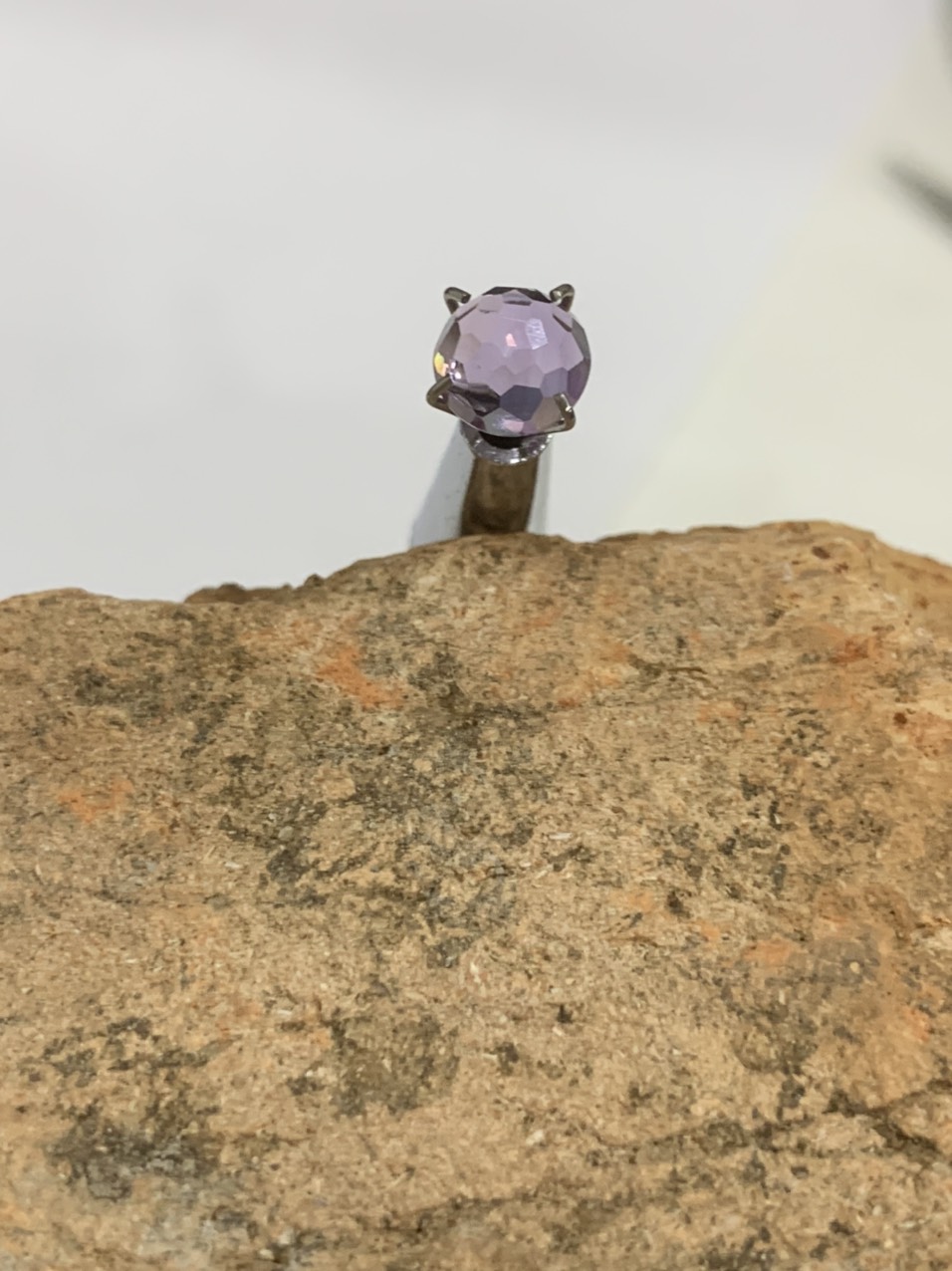 Viên đá thạch anh tím (Amethyst) thiên nhiên_HA-G000520