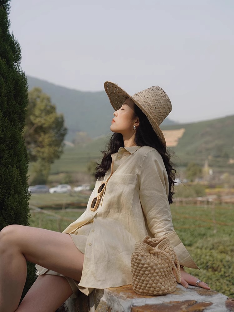 Bộ sơ mi nữ màu be nhẹ nhàng phong cách vintage Hàn Quốc, chất linen mềm mát Đũi Việt DV05