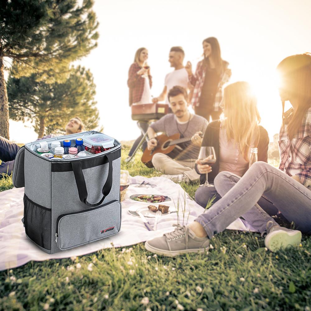 Ba lô giữ lạnh được làm bằng vải oxford chống mài mòn, đệm mút dày và màng PEVA chống thấm nước