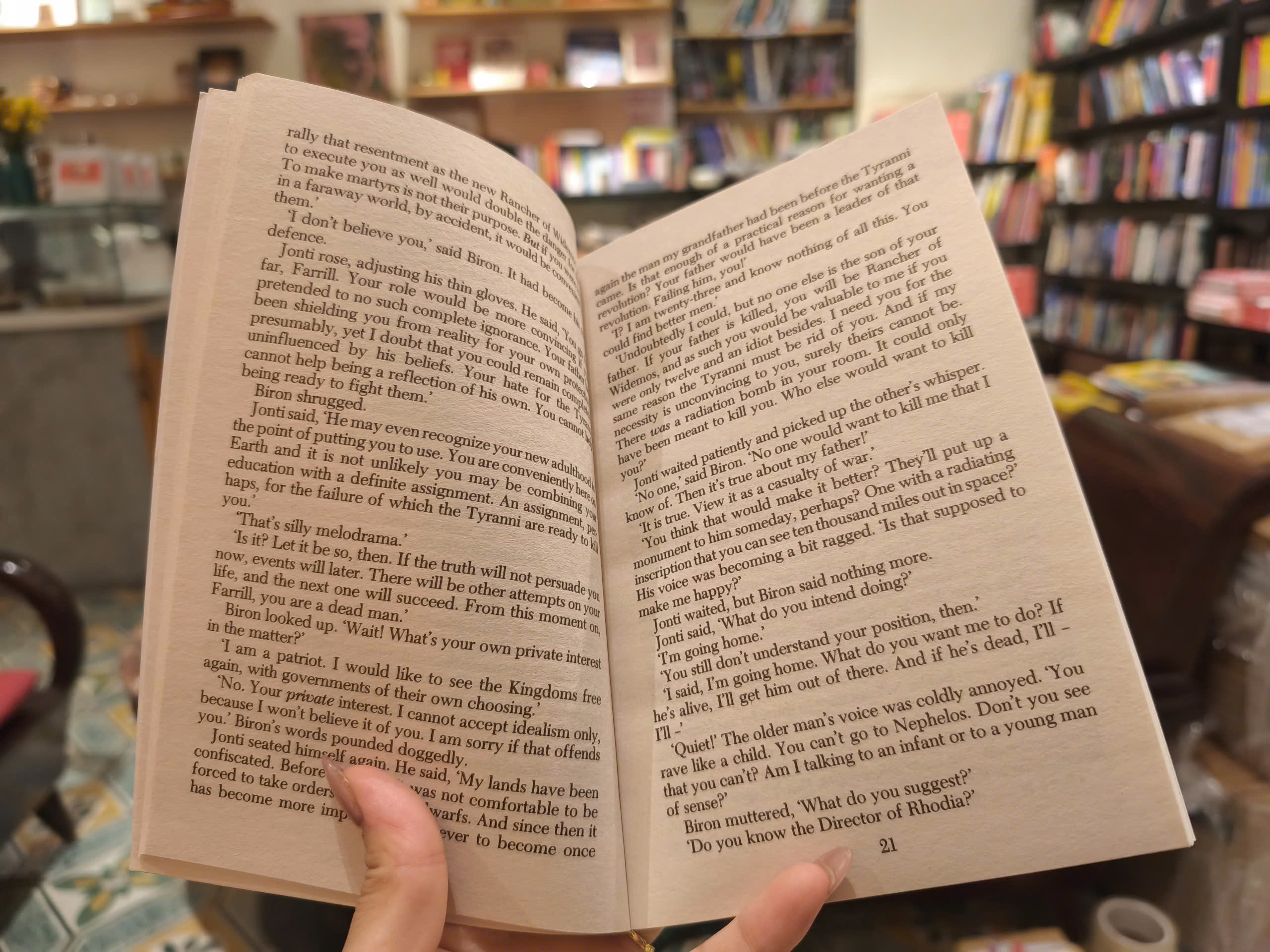 The Stars Like Dust by Isaac Asimov - Science Fiction/Fiction book in English - Sách Ngoại Văn