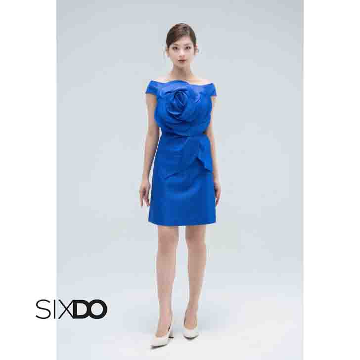Đầm SIXDO gấm trễ vai hoa trà sang trọng