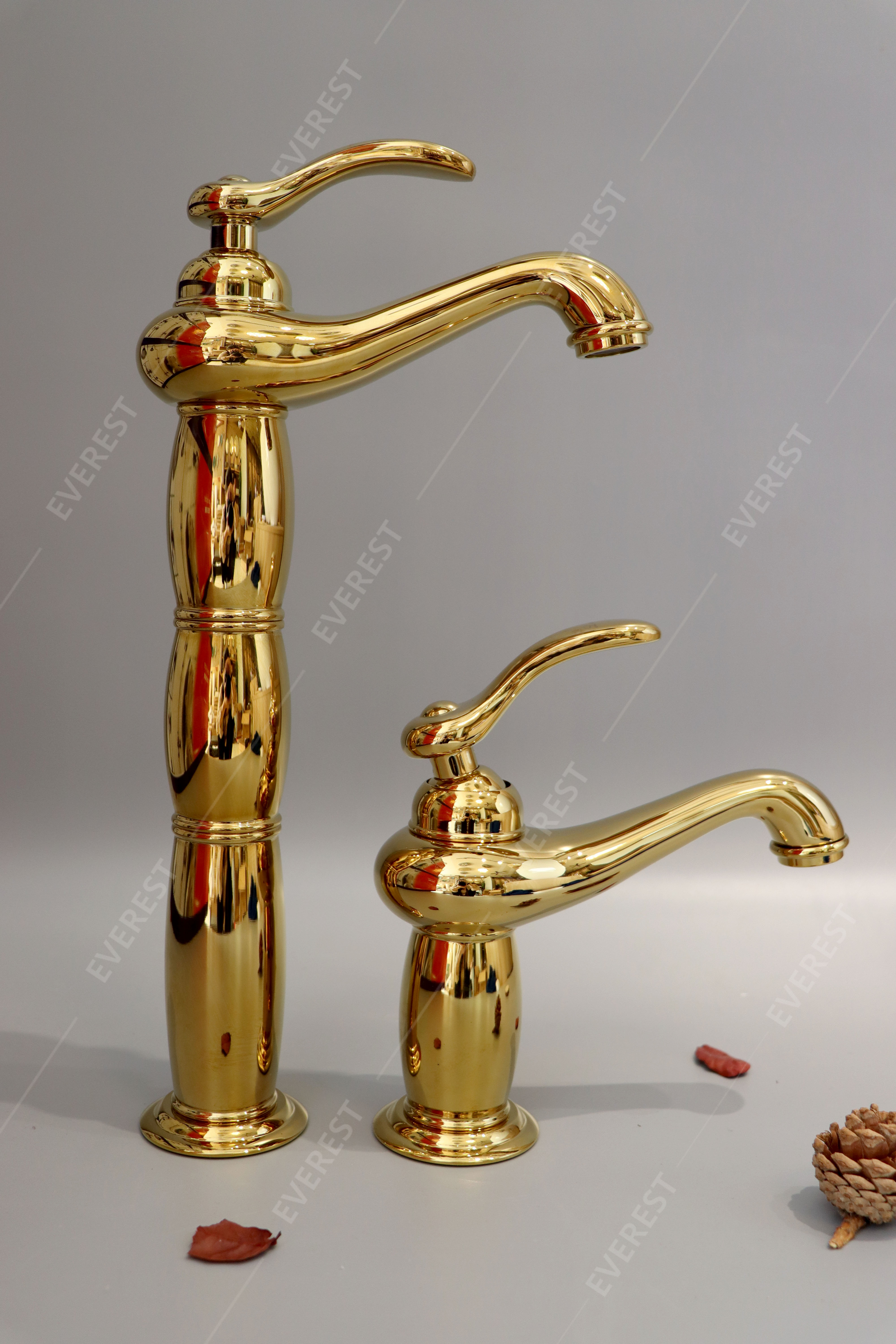 Vòi rửa mặt lavabo mạ vàng EVEREST EV-MV23