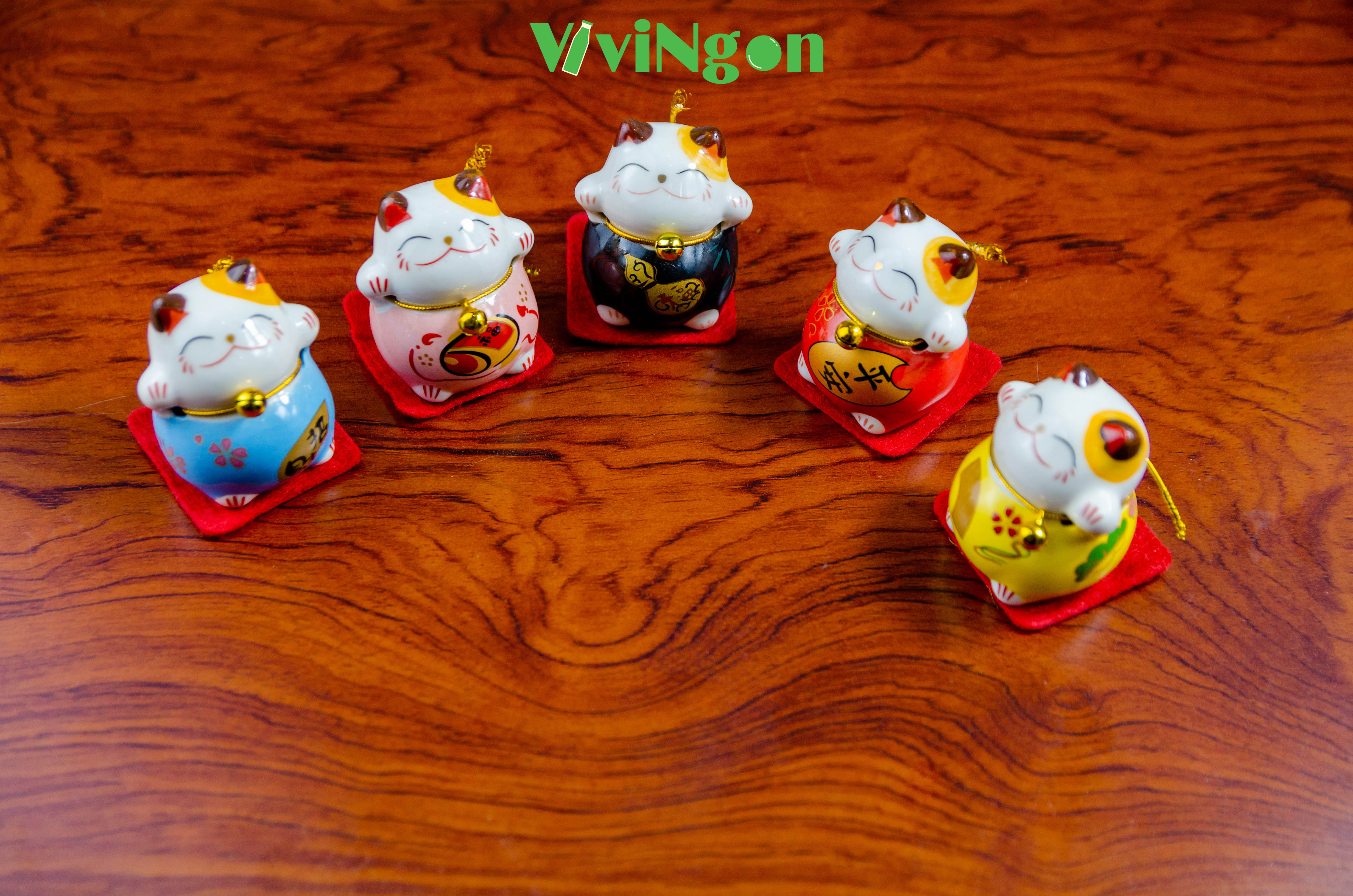 Mèo thần tài may mắn maneki neko chất liệu gốm sứ cao cấp - 5 màu sắc mang ý nghĩa phong thủy năm 2023, vivingon