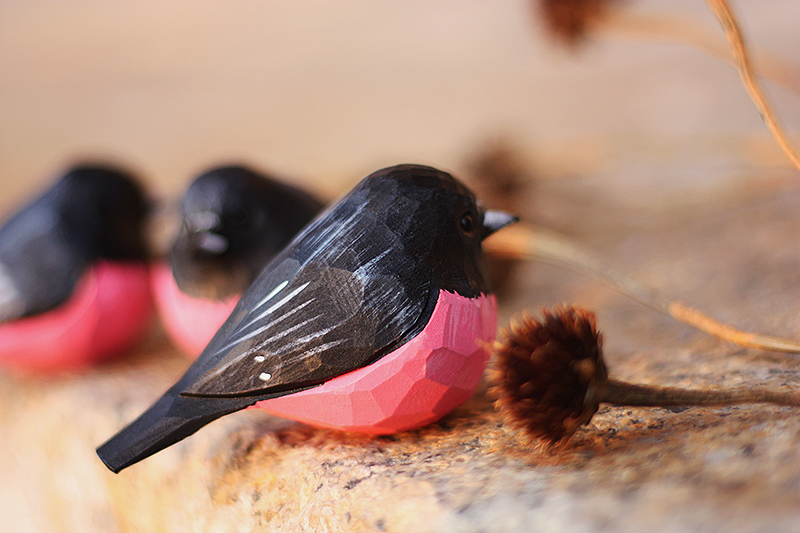 Tượng Chim Gỗ Pink Robin