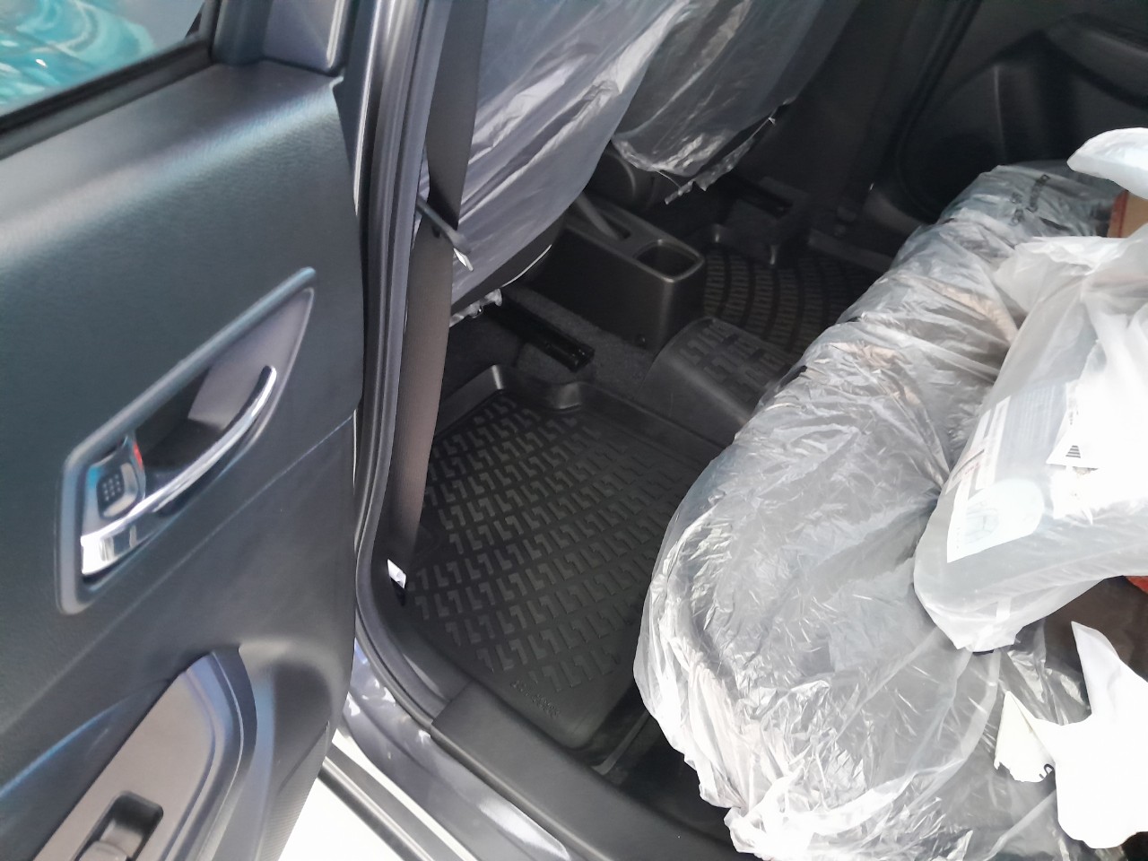 Thảm lót sàn ô tô nhựa TPU silicon Mitsubishi Outlander Sport 2013-2019 Nhãn hiệu Macsim