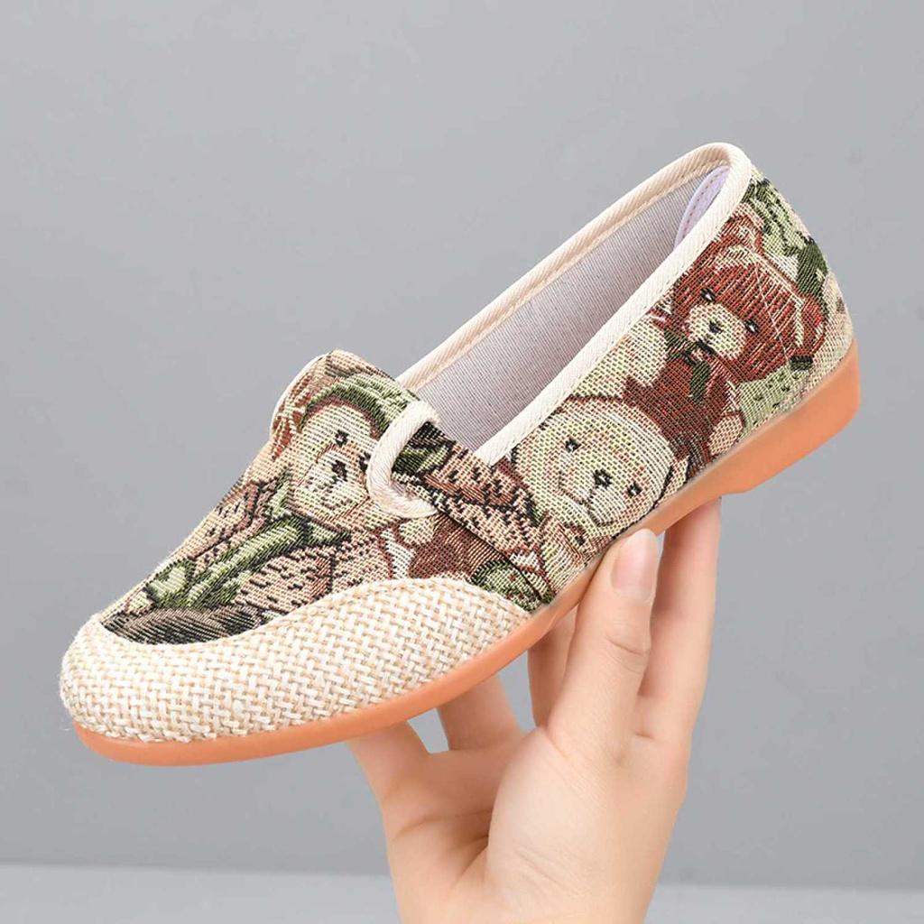 Spring and summer new style old Beijing cloth shoes girls Korean casual shoes with one foot breathable lazy canvas shoes girls