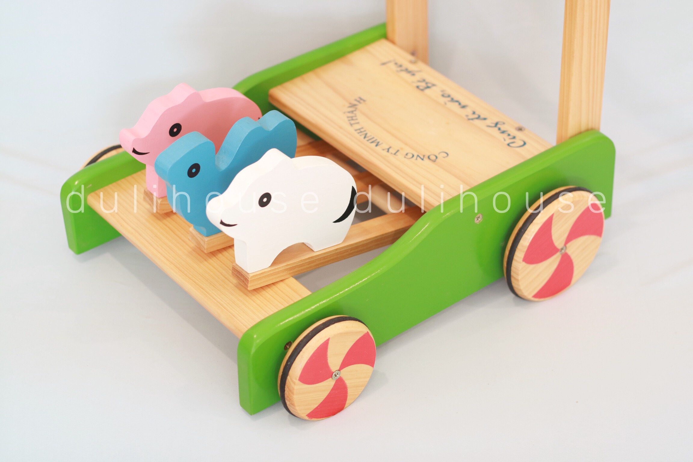 Đồ Gỗ Cao Cấp Xe Tập Đi 3 Con Thú Cho Bé - Giúp Bé Tập Đi Và Vui Chơi Cùng Các Con Thú - Hàng Chính Hãng