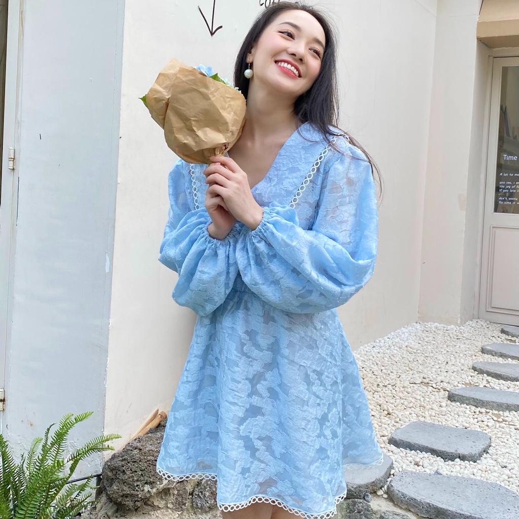 KIOBI - Váy Andrea form mini cơ bản, tùng xòe viền ren, lưng thun dây kéo, vải organza thêu xanh nhạt - KIV2112143X