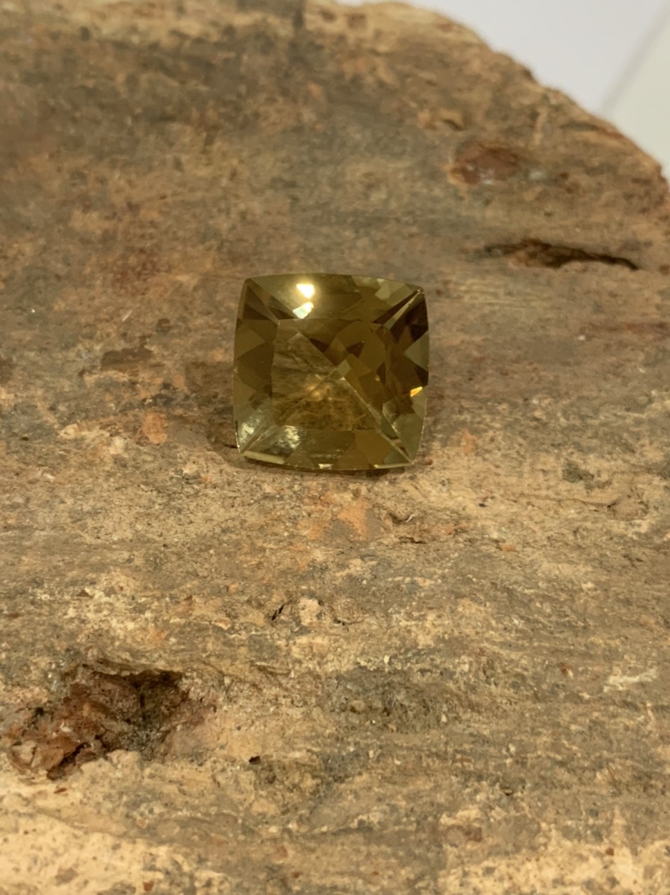 Viên đá thạch anh vàng (Citrine) thiên nhiên_HA-G000500