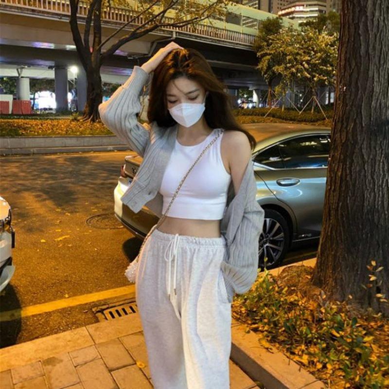 Áo Ba Lỗ Nữ - Áo Croptop Đen Trắng Thun Body Chất Liệu Nhập Khẩu Cao Cấp Dáng Ôm 326