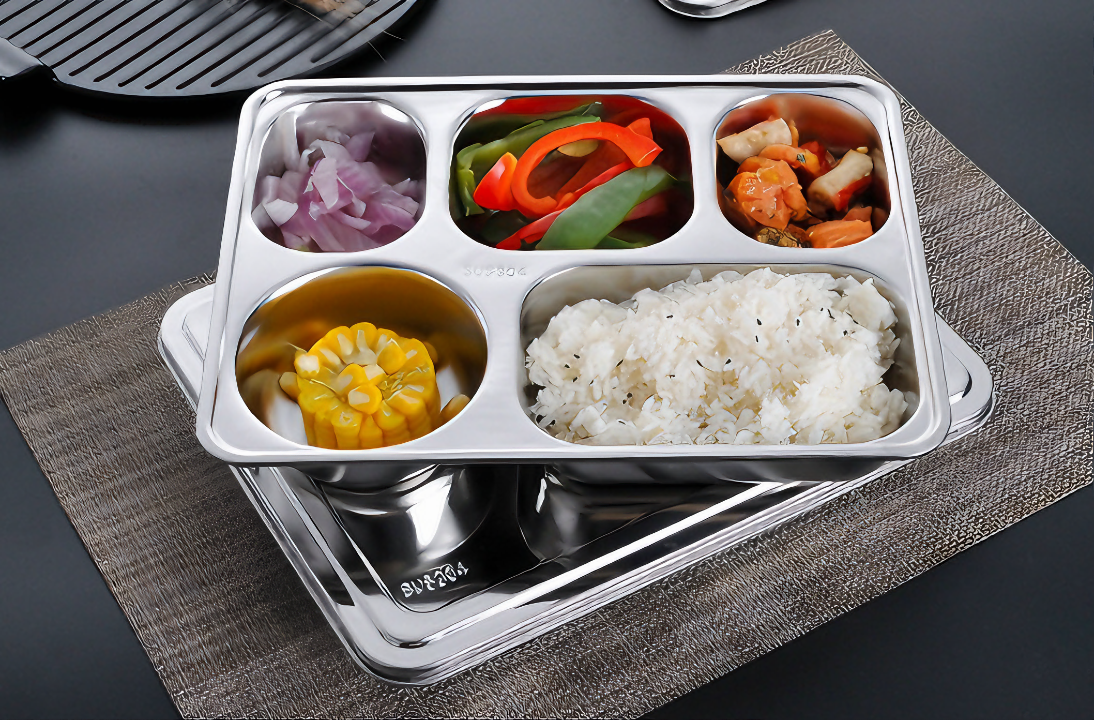 Khay đựng cơm KG83 5 ngăn chất liệu inox 36x26cm