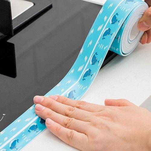Cuộn Băng Dính Dán Viền Bồn Rửa Chén, Cạnh Góc Bếp, Lavabo, Kẽ Tường Chống Thấm Nước Mẫu Hoa Văn 3.5Cm