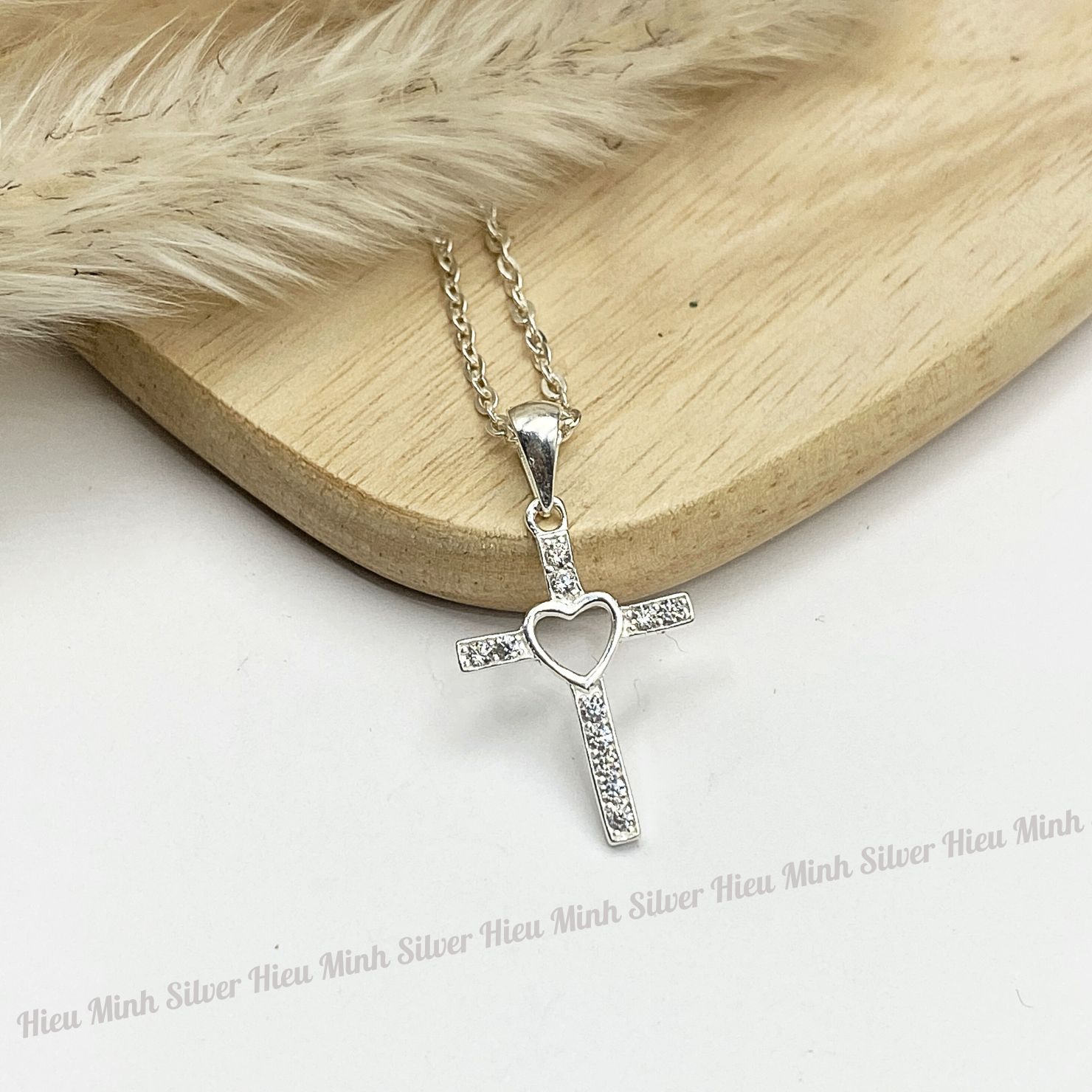 Dây Chuyền Bạc Ta Hình Thánh Giá Đính Đá Chính Hãng Bạc Hiểu Minh DMD536