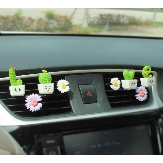 Set 4 cây xương rồng chữ LOVE cài cửa gió ô tô, cài cửa gió xe hơi - Hoàng Đông shop