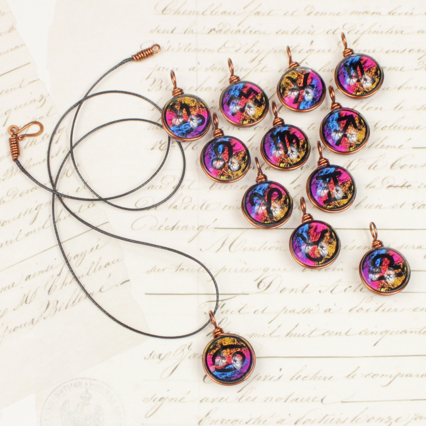 Dây chuyền cung hoàng đạo Zodiac 2 mặt khác nhau 14mm màu sắc tươi sáng 14MM-001