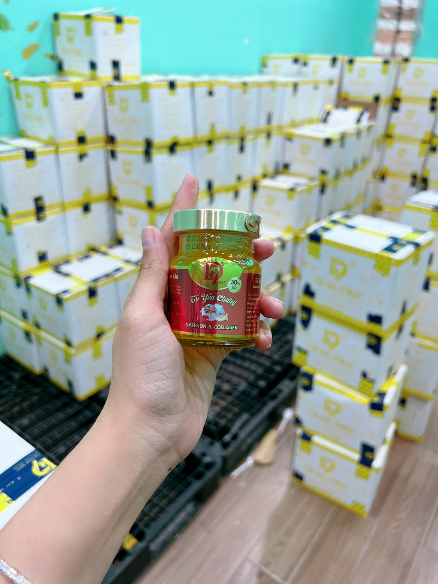Combo 11 hủ yến chưng SAFFRON & COLLAGEN bổ dưỡng - D7