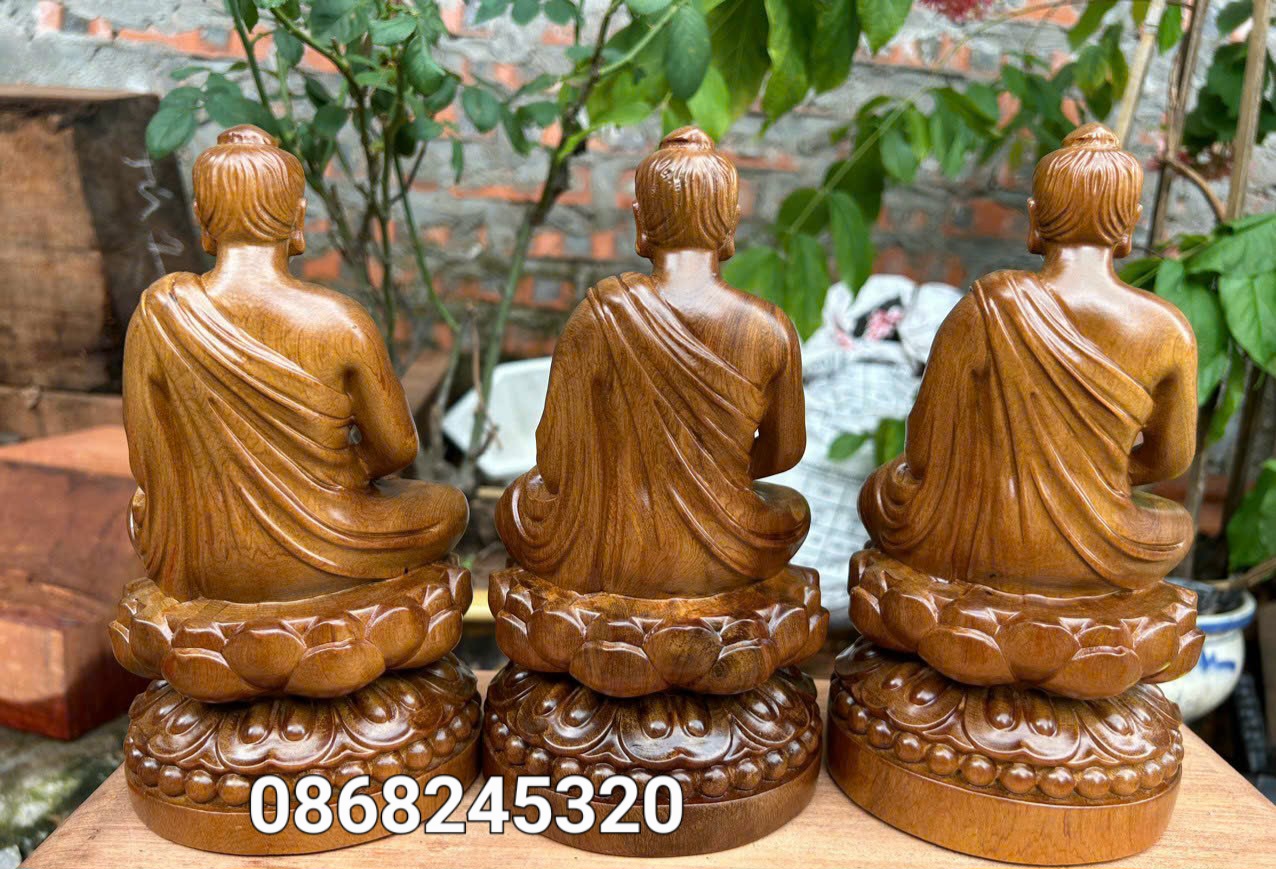 Tượng phật bổn sư thích ca mẫu ni bằng gỗ bách xanh thơm ngọt kt 20×12cm