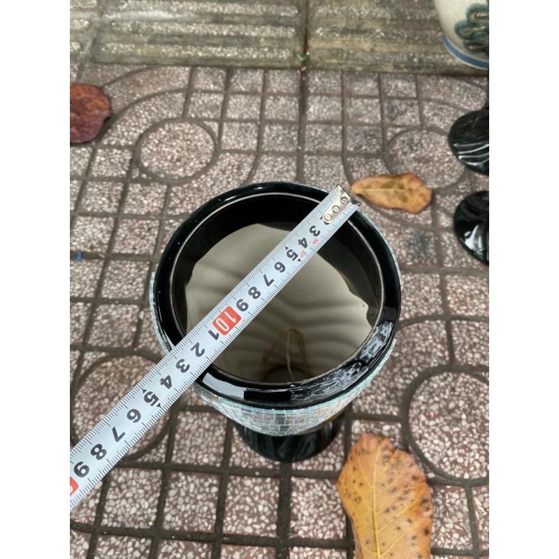 Lọ hoa gốm sứ đính thủy tinh màu đen