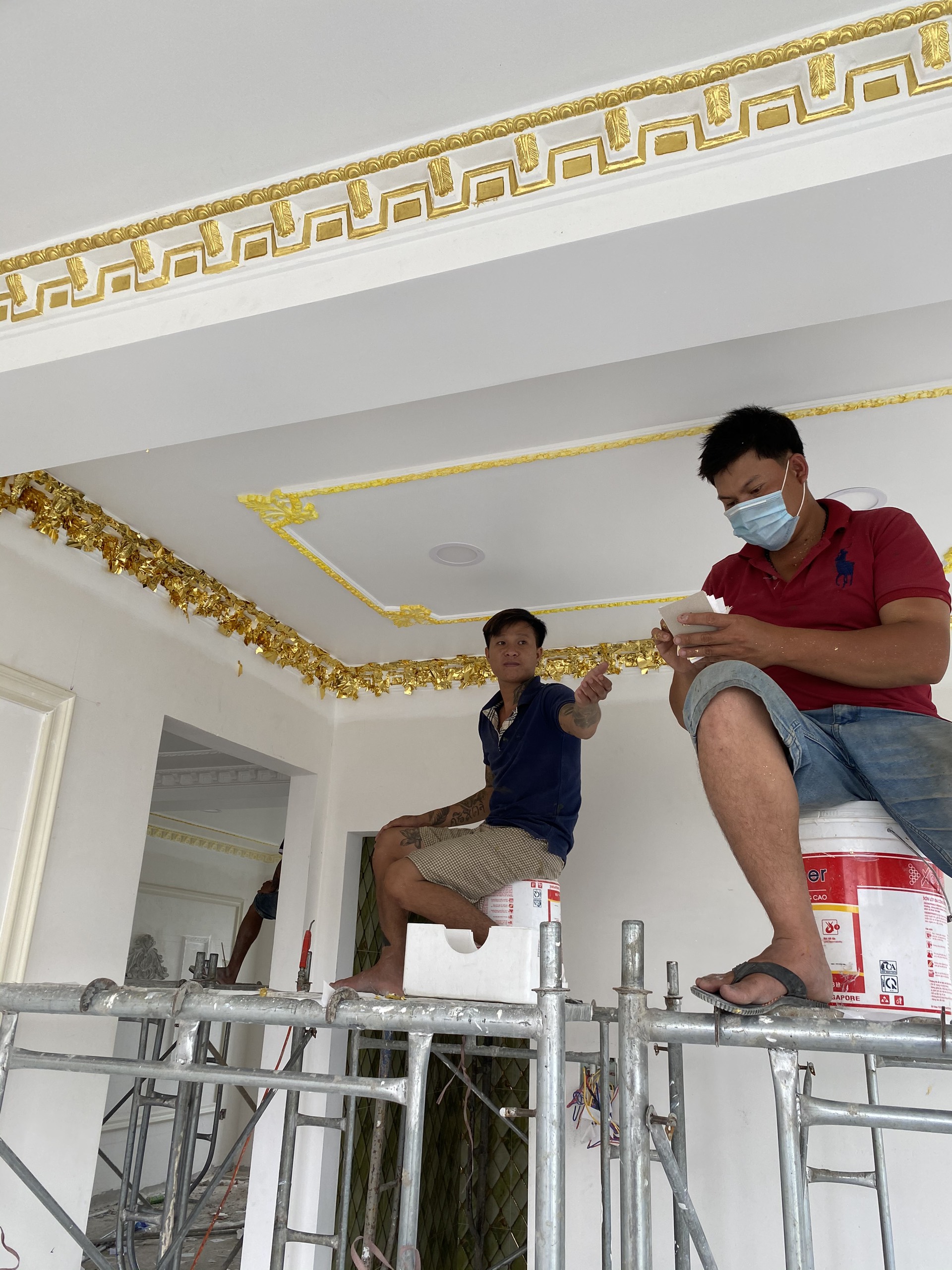2000 LÁ VÀNG ĐẾ VƯƠNG ĐÀI LOAN KHỔ 9CM X 9CM CHUYÊN DÁT VÀNG ĐỒ T HỜ, TƯỢNG PHẬT, PHÀO CHỈ, TRANG TRÍ NHÀ CỬA