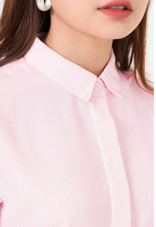 Áo croptop cổ đức