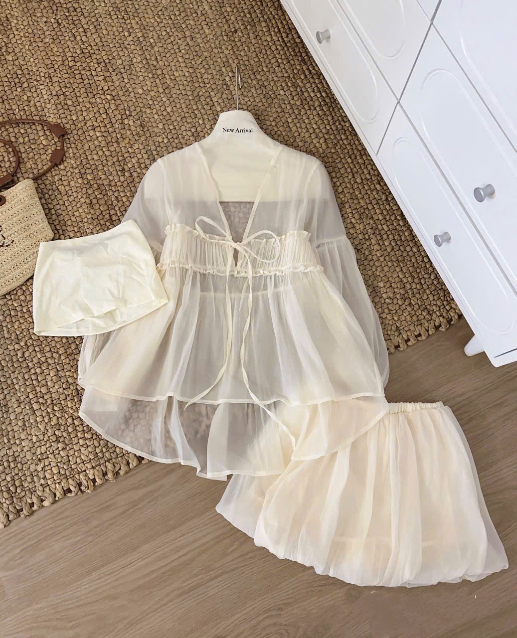 Set váy tơ tay bồng tiểu thư sang chảnh