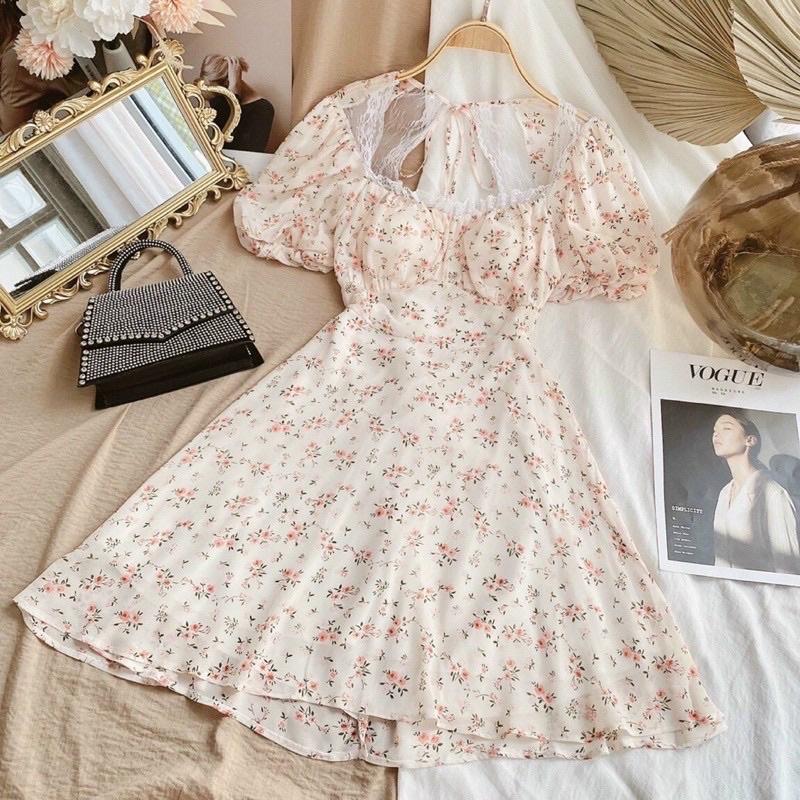 Đầm hoa xoè cut out hở lưng phối ren