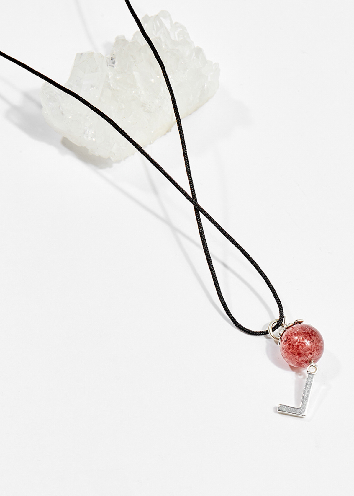 Dây chuyền phong thủy đá thạch anh dâu 1.3cm mệnh hỏa , thổ - Ngọc Quý Gemstones