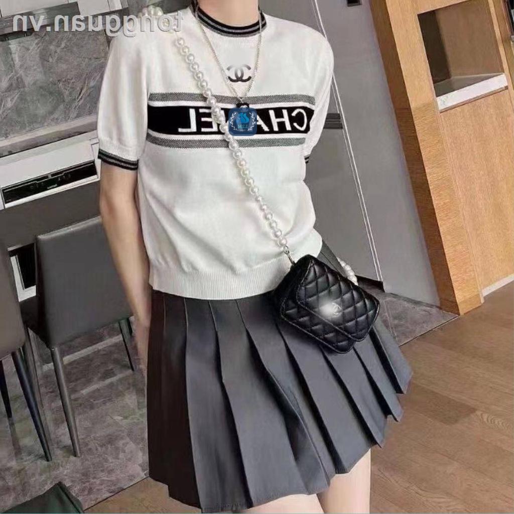 Áo len nữ Montoghi dệt kim Quảng Châu cổ tròn IN CHỮ NGANG logo phối viền sang trọng