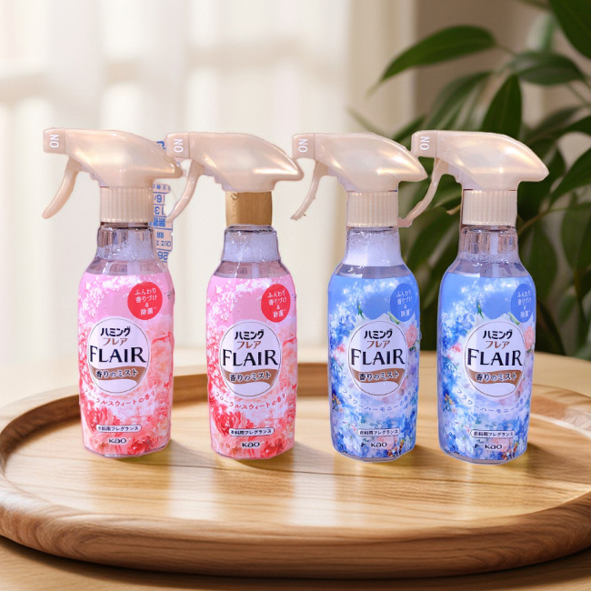 Chai xịt thơm và làm phẳng quần áo hương hoa Kao Flair Fragrance Nhật Bản 270ml