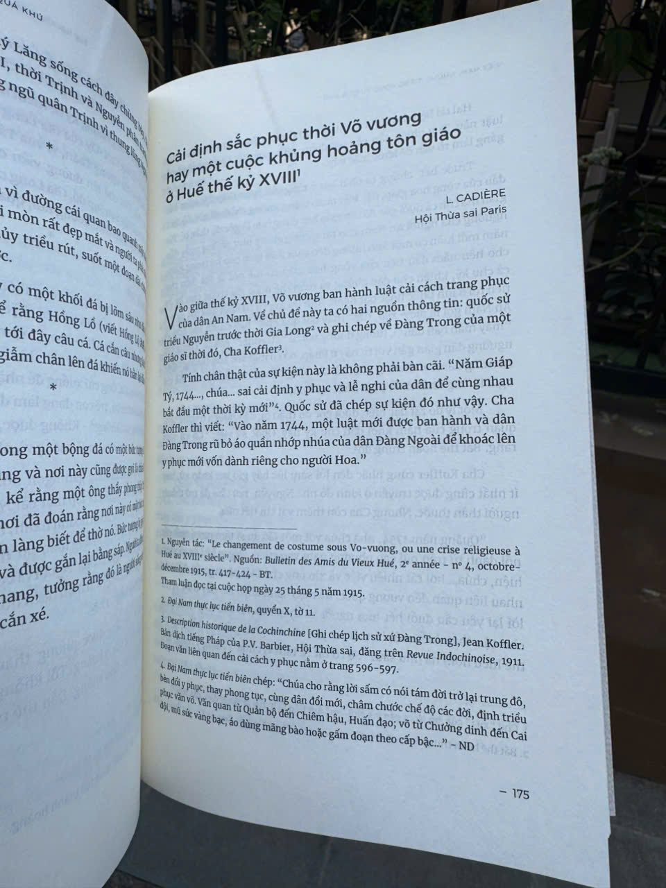 VIỆT NAM: NHỮNG TIẾNG VỌNG TỪ QUÁ KHỨ - Nhiều Tác Giả - Thanh Thư Dịch – Omega Plus