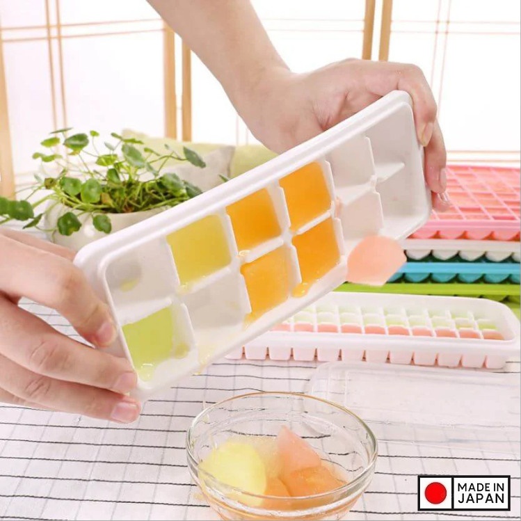 Combo 2 khay làm đá 12 viên có nắp Inomata 