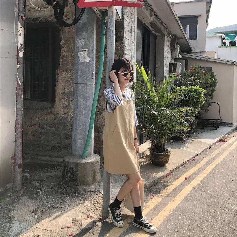 Váy yếm kaki 2 túi style Hàn Quốc dễ thương