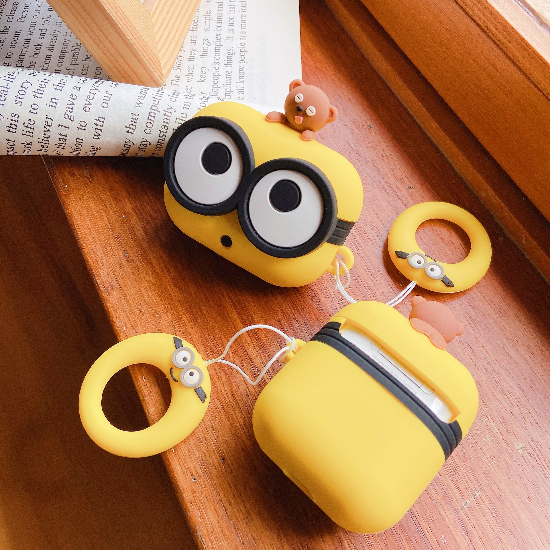 Case Silicon dành cho Airpods 1,2/ Airpods Pro/ Airpods 3 Hình Mimion_ Hàng Chính Hãng