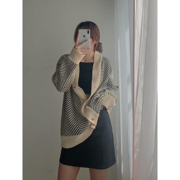 Áo cardigan len kẻ sọc