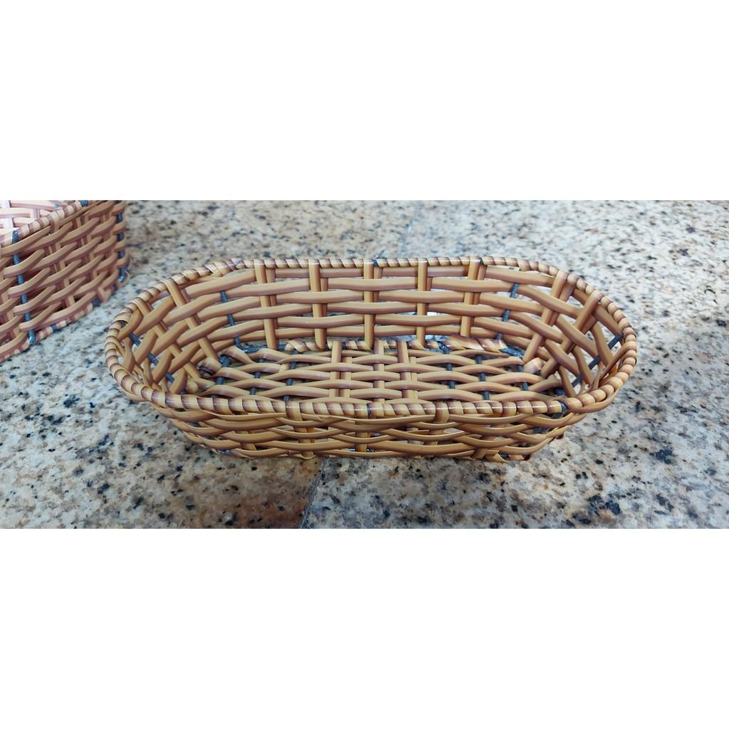 Rổ Nhựa Giả Mây Đựng Bánh Mì (22x10x5cm)