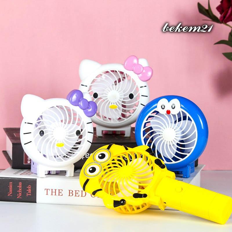 Quạt mini sạc điện 3 tốc độ gió siêu mát hình Doremon dễ thương cho bé - Quạt mini cầm tay gấp gọn tiện lợi - Yumeshop94