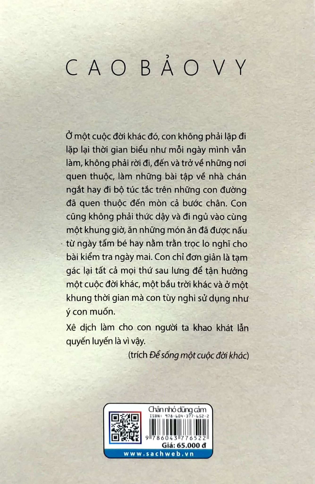Chân Nhỏ Dũng Cảm - Cùng Con Đi Khắp Thế Gian