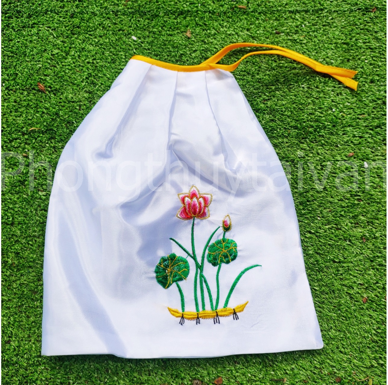 Áo choàng tượng Phật, Thần màu trắng Hoa sen thêu nổi - thờ cúng