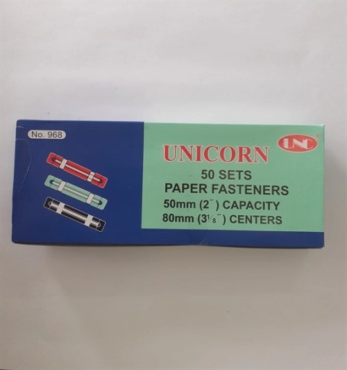 Acco nhựa UnC