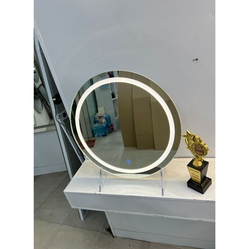 Gương tròn để bàn có đế, gương đèn led  cách viền cảm ứng treo tường, trang điểm decor cute kích thước D50cm