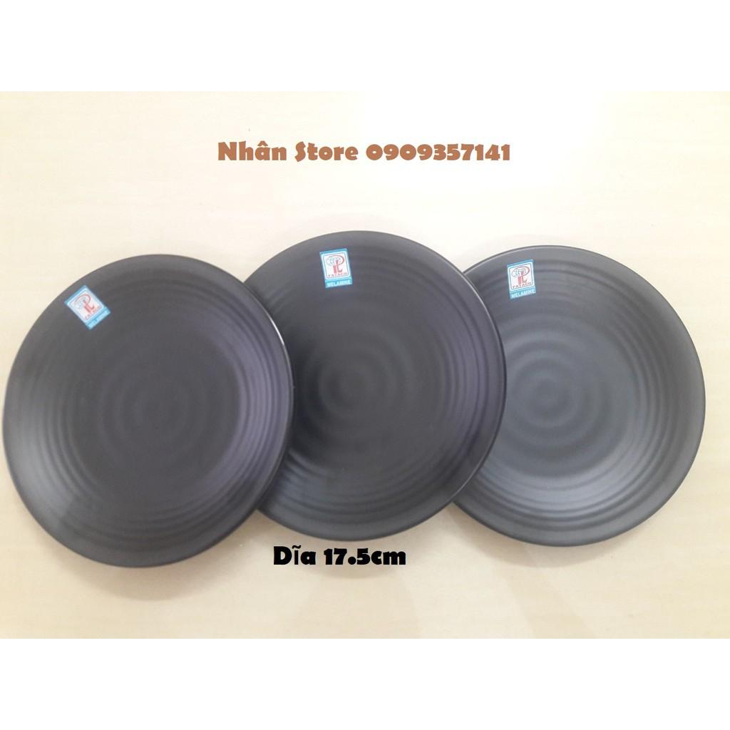 Dĩa gân melamine đen nhám size 17.5cm Ms 27N (Ảnh tự chụp)