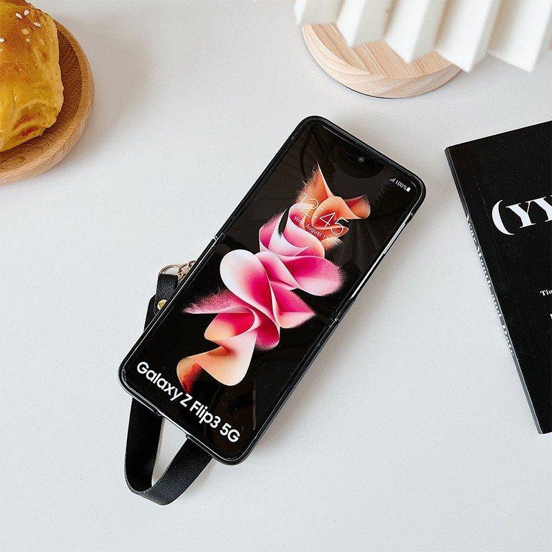 Ốp Lưng Cho Samsung Galaxy Z Flip 5 / Z Flip 4 / Z Flip 3 Họa Tiết LV Kèm Dây Cầm Tay - Bum Store Galaxy Case