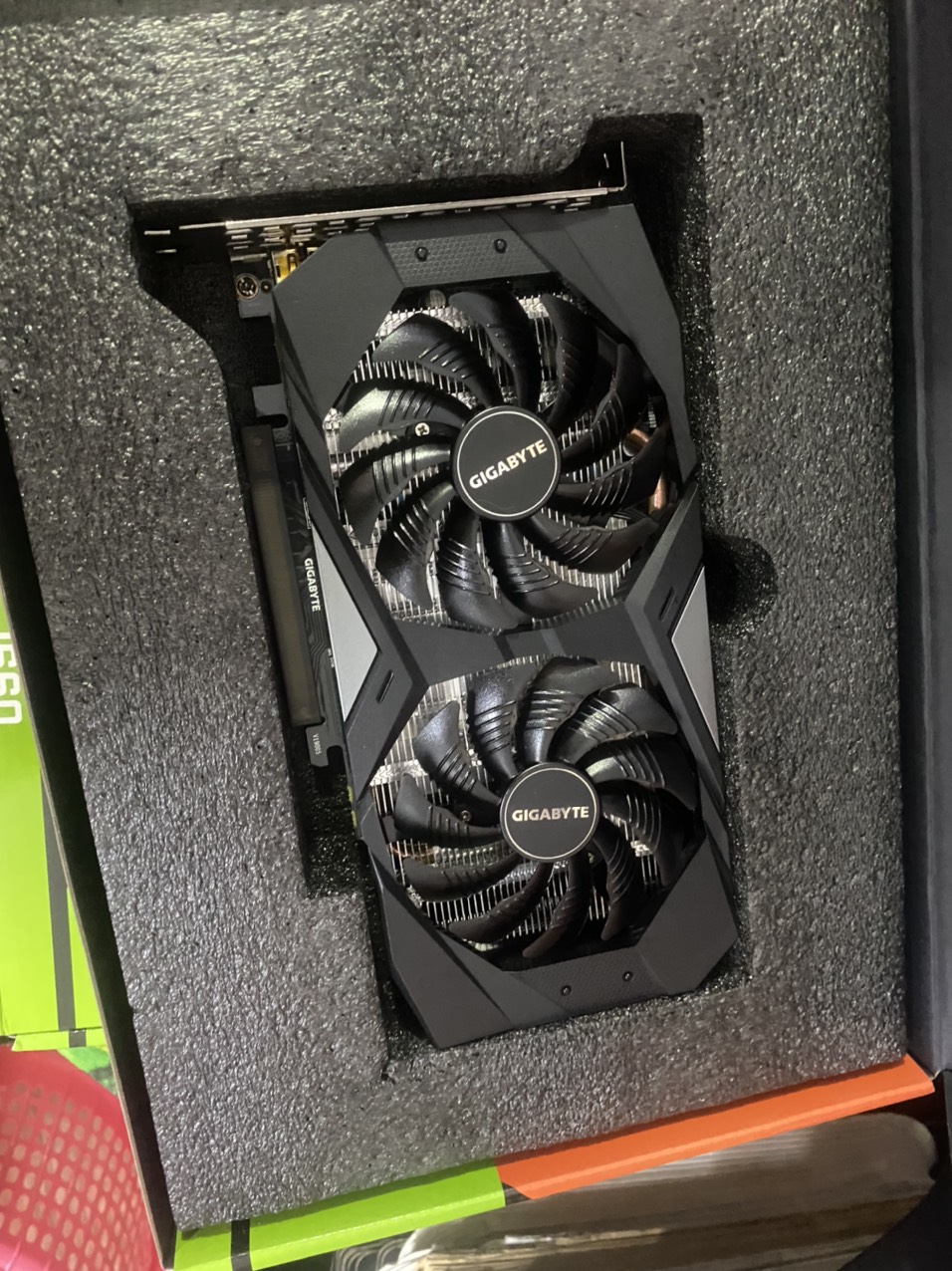 VGA (Cạc màn hình) GIGABYTE GeForce GTX 1660 6GB/D5/2FAN - HÀNG CHÍNH HÃNG