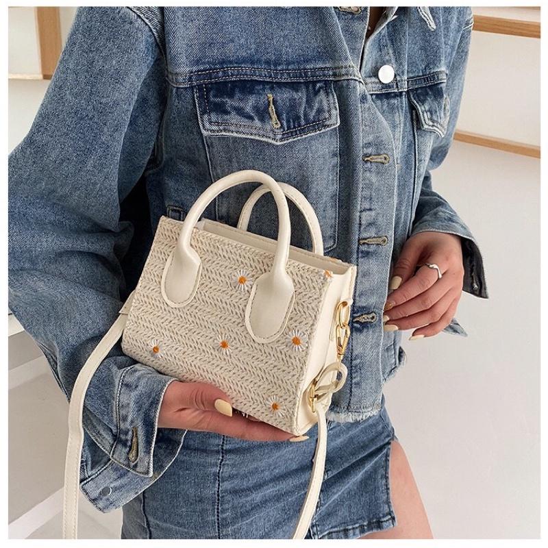 Túi đeo chéo nhỏ họa tiết hoa cúc