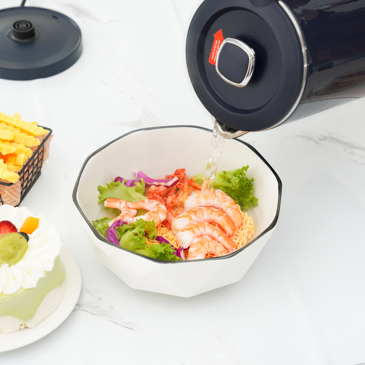 Ấm đun nước siêu tốc Inox 304 Kalpen dung tích 1.8L KK96, bảo hành 24 tháng - Hàng chính hãng