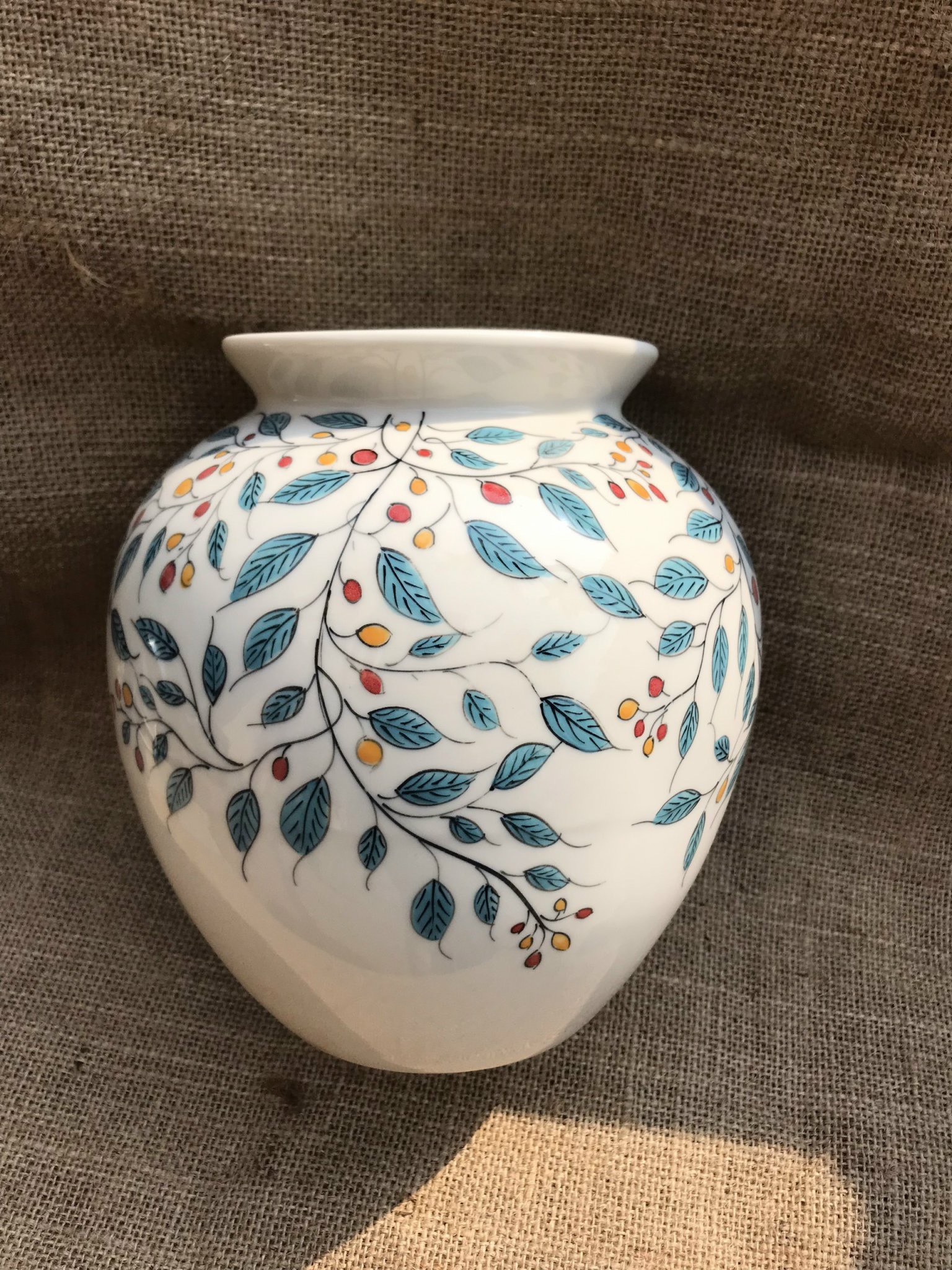 VÒ HOA TRÒN MANG PHONG CÁCH HIỆN H24CM